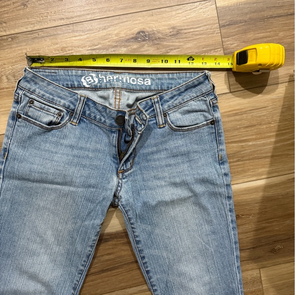 Low rise bullhead jeans - Picture 4 of 4